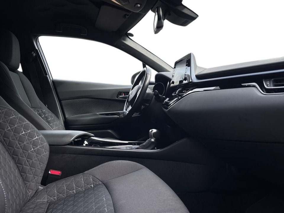 Toyota C-HR 1,8 Hybrid C-LUB Smart CVT 5d