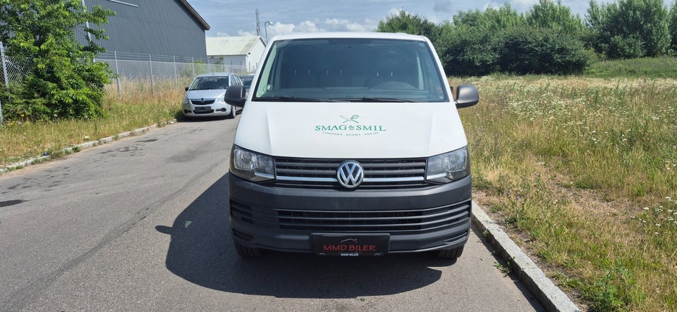 VW Transporter 2,0 TDi 84 Kassevogn kort