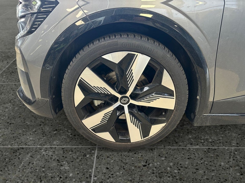 Renault Megane E-Tech 60 Techno 5d