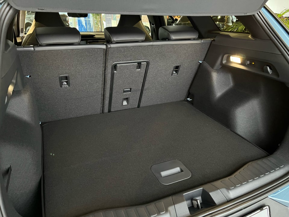 Ford Explorer 77 Select Extended Range 5d