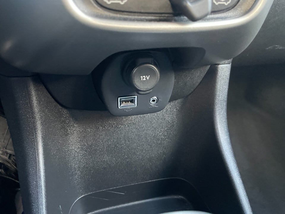 Toyota Aygo 1,0 VVT-i x-play 5d