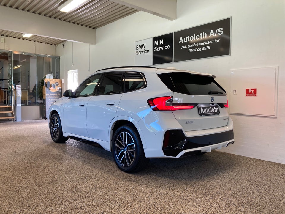 BMW iX1 xDrive30 M-Sport 5d