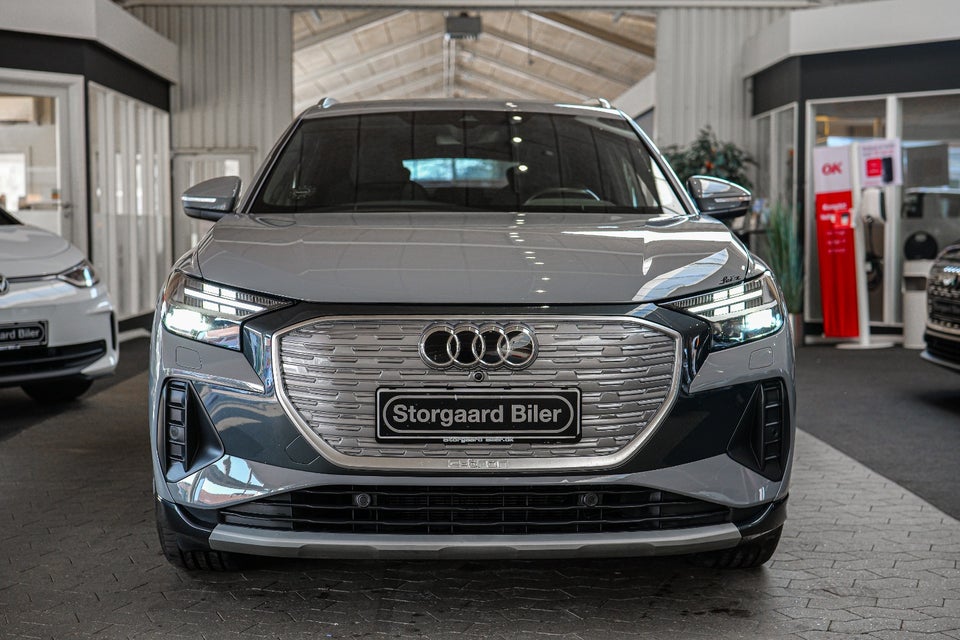 Audi Q4 e-tron 50 quattro 5d