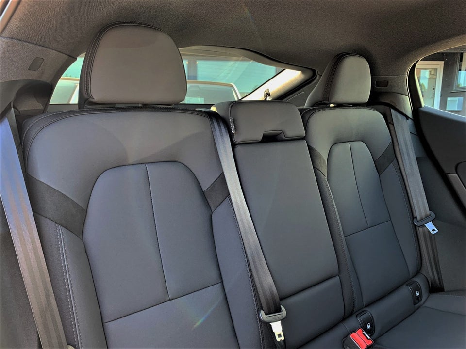 Polestar 2 Long Range AWD 5d