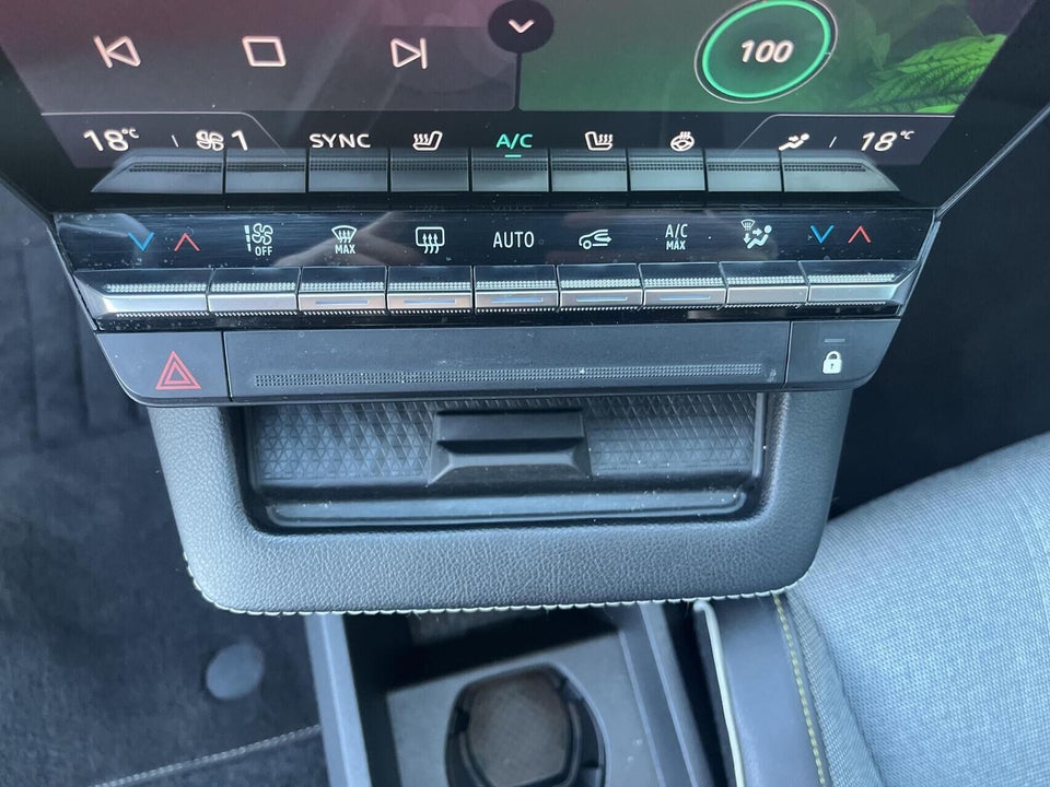 Renault Megane E-Tech 60 Techno 5d