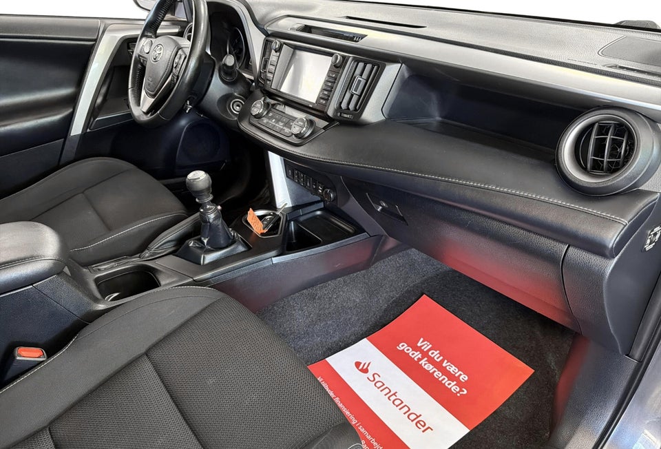 Toyota RAV4 2,0 D-4D T3 5d