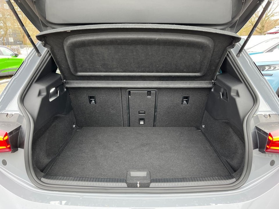 Cupra Born 58 e-Boost 5d