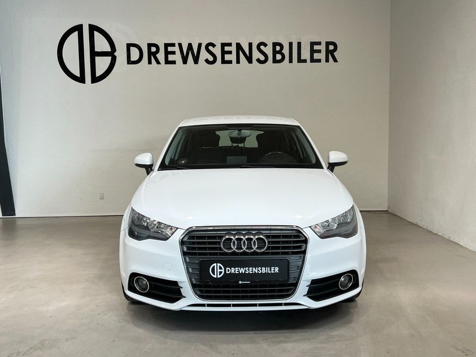 Audi A1 1,2 TFSi 86 Attraction Sportback 5d