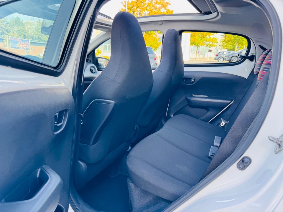 Citroën C1 1,0 VTi Feel Airscape 5d