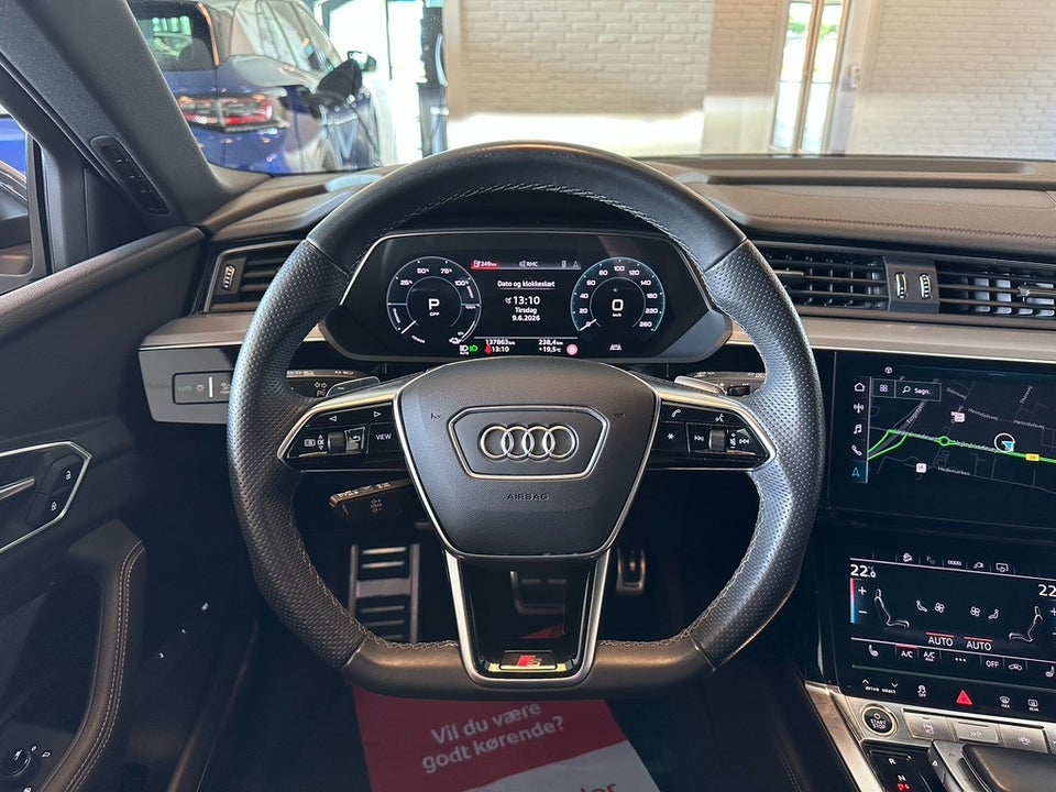 Audi Q8 e-tron 55 S-line quattro 5d