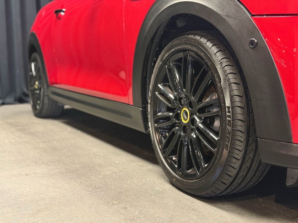 MINI Cooper SE Edition Premium Plus 3d