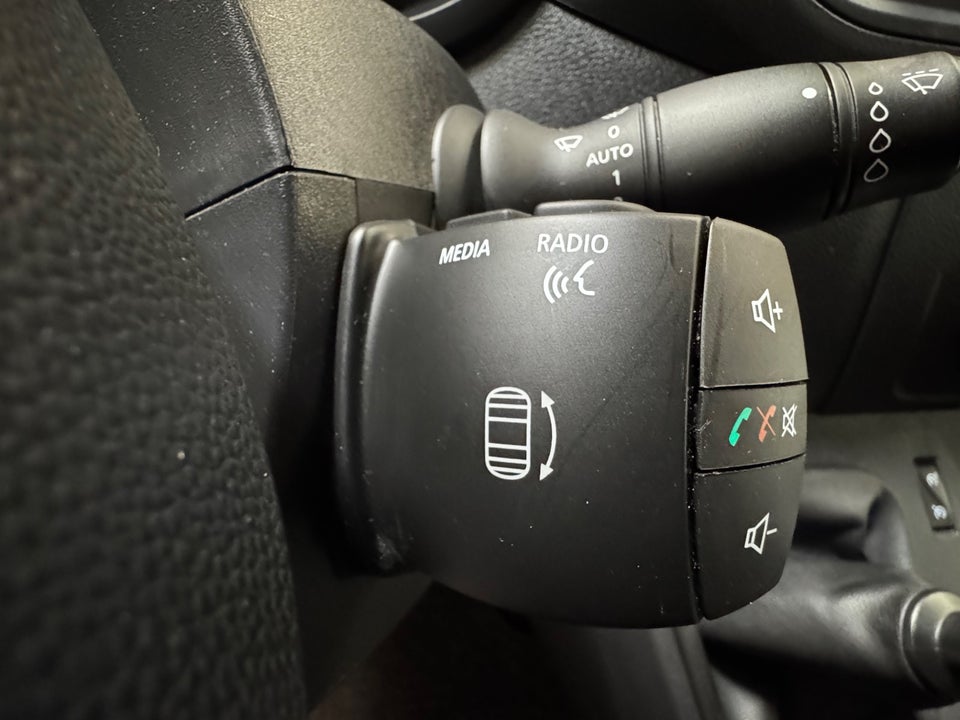 Renault Master IV T35 2,3 dCi 163 Alukasse m/lift