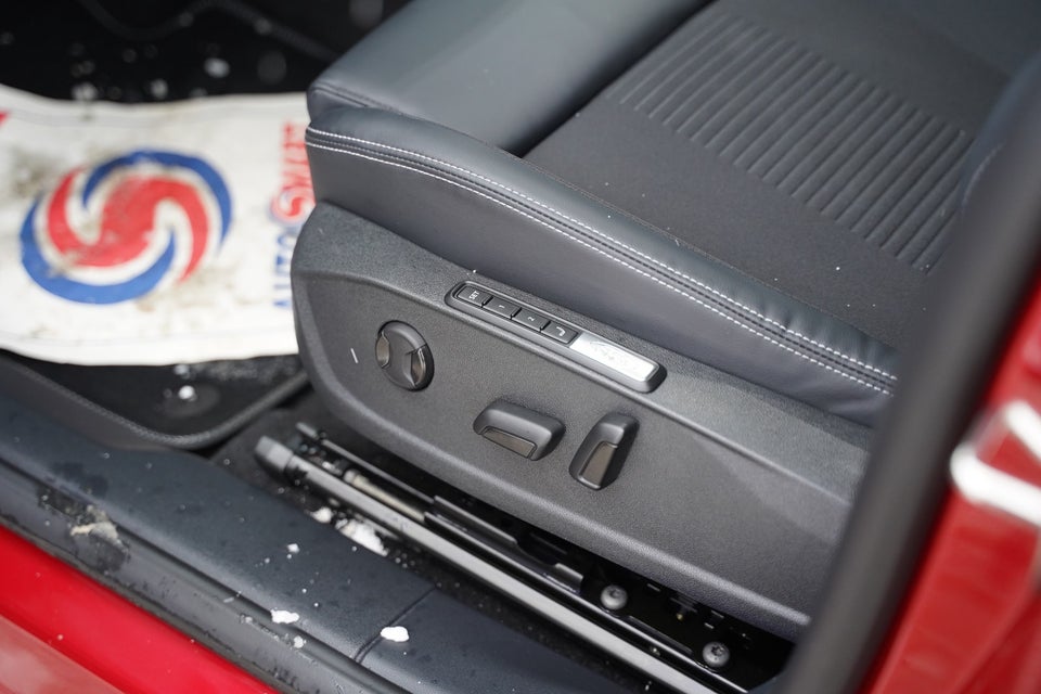 Ford Explorer 77 Select Extended Range 5d