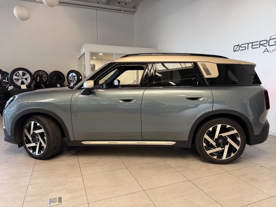 MINI Countryman E Favoured Trim M 5d