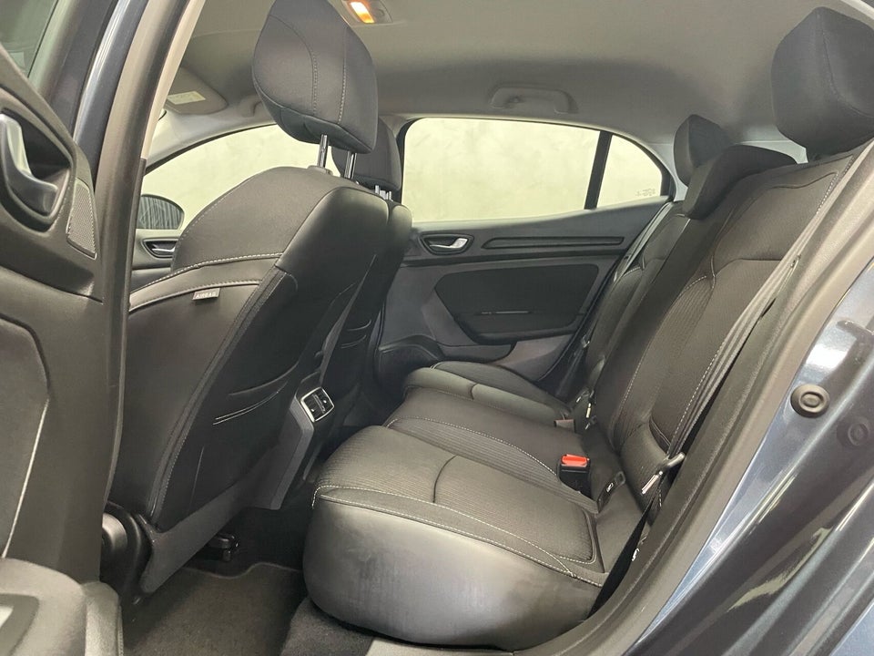 Renault Megane IV 1,2 TCe 130 Zen 5d