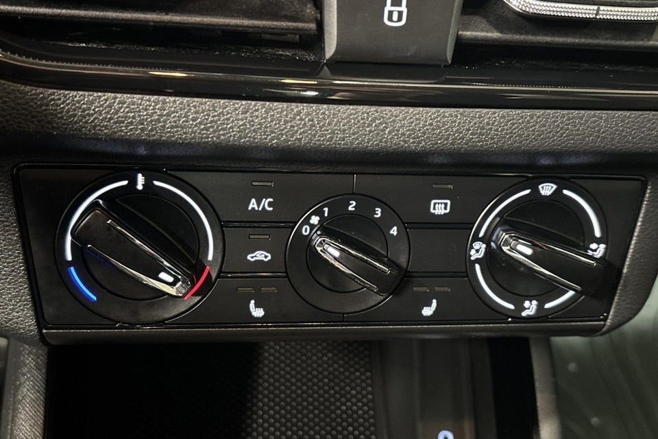 Skoda Kamiq 1,0 TSi 115 Ambition DSG 5d