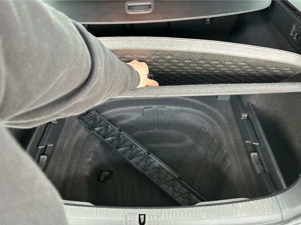 VW Golf VII 1,6 TDi 115 Comfortline Variant 5d