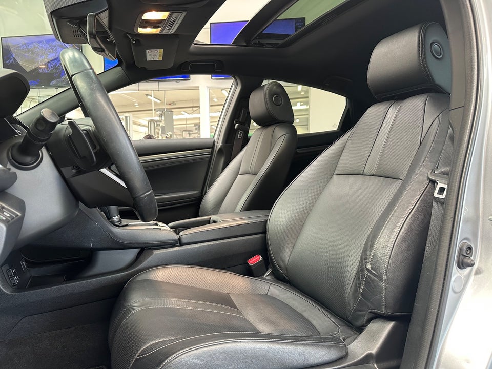 Honda Civic 1,5 VTEC Turbo Prestige CVT 5d