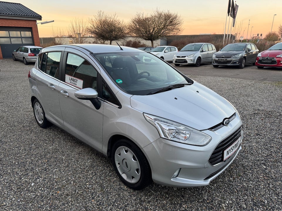Ford B-MAX 1,0 SCTi 125 Titanium 5d