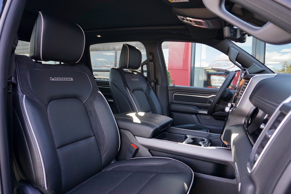 Dodge RAM 1500 3,0 Laramie Premium Night aut. 4d