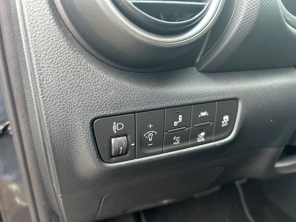 Hyundai Kona 64 EV Premium 5d