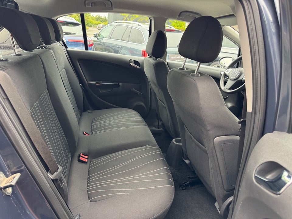 Opel Corsa 1,2 16V Enjoy 5d
