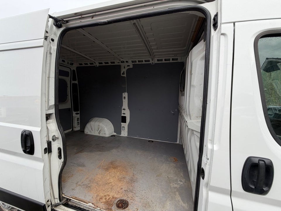 Peugeot Boxer 335 2,0 BlueHDi 163 L2H2 Premium