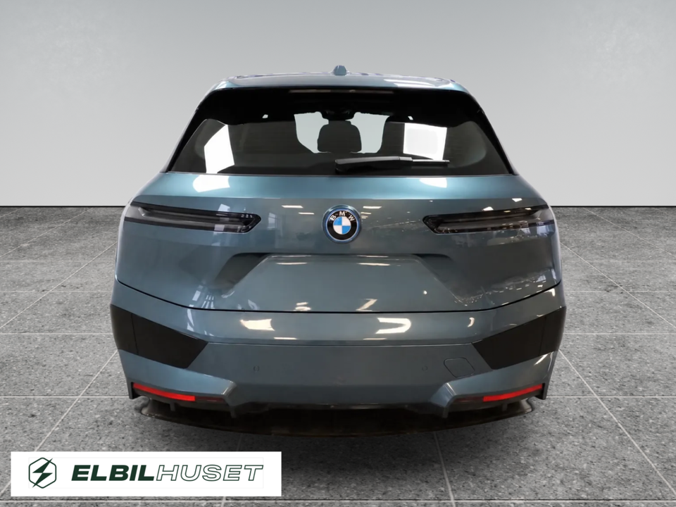 BMW iX xDrive40 5d