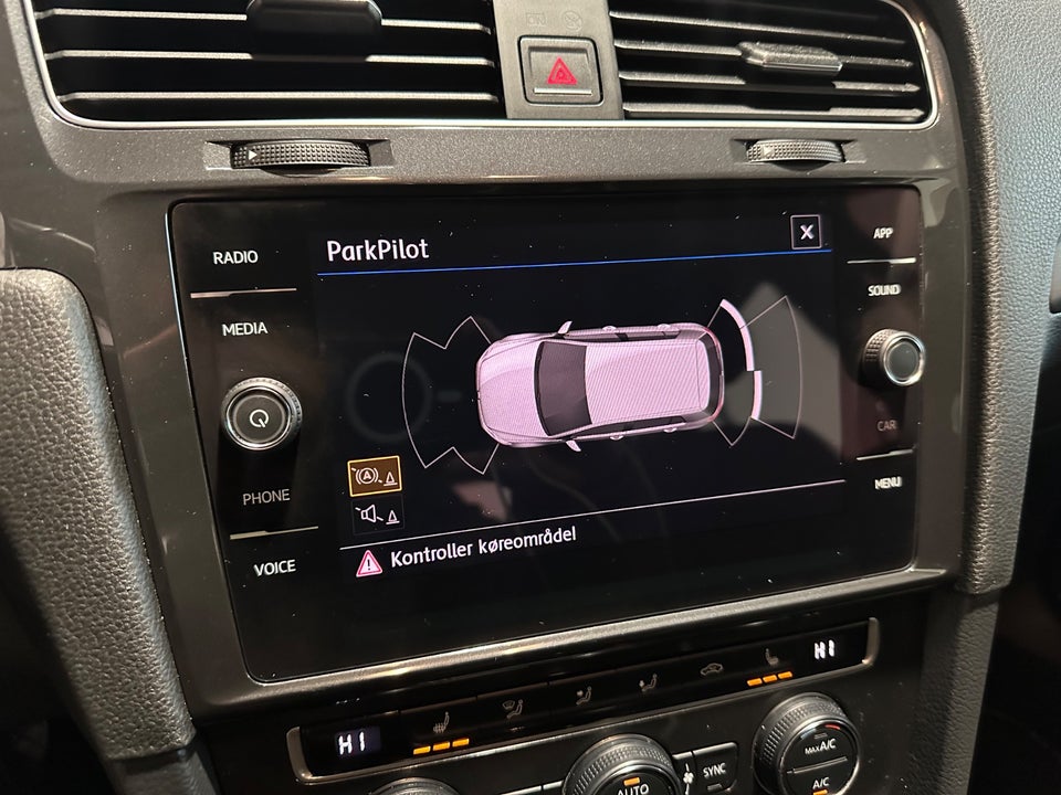 VW Golf VII 1,6 TDi 115 Comfortline Van 5d