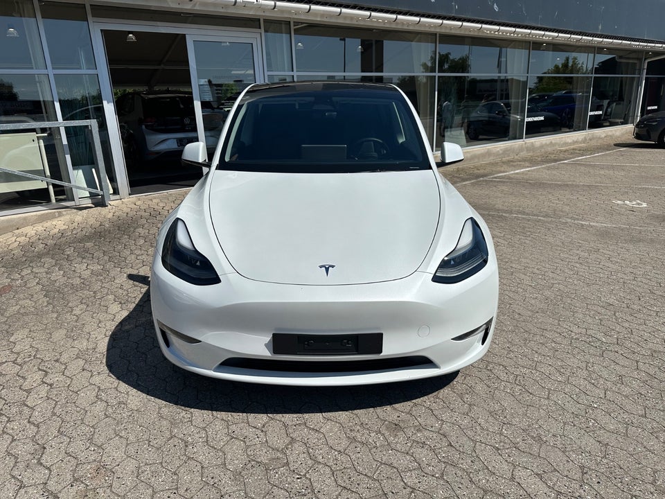 Tesla Model Y Long Range AWD 5d