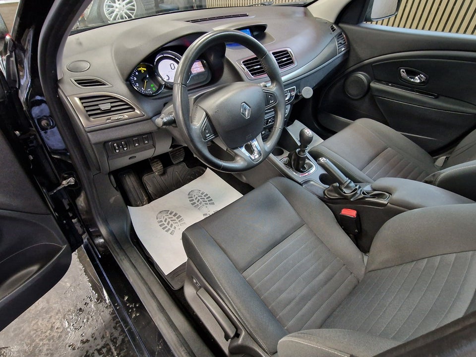 Renault Megane III 1,5 dCi 110 Dynamique Sport Tourer 5d