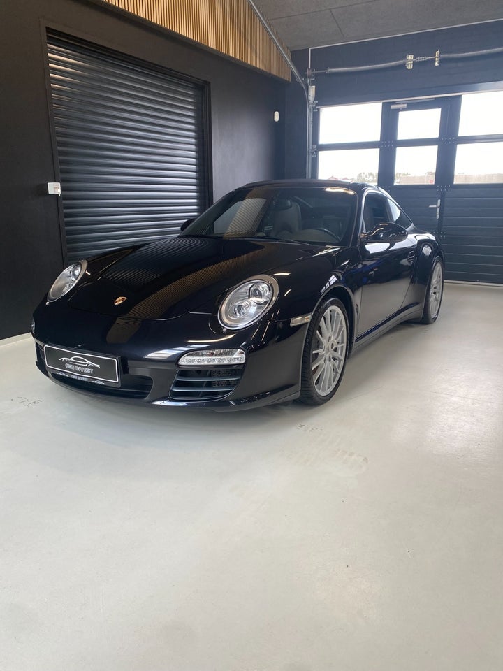 Porsche 911 Targa 4 3,6 PDK 2d