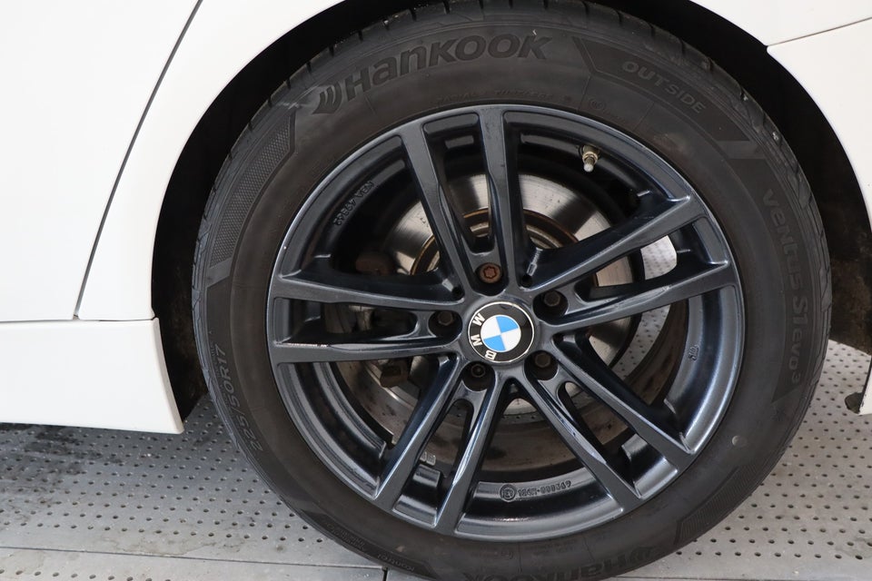 BMW 320d 2,0  4d