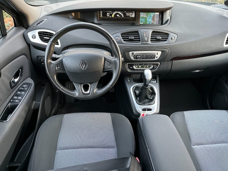 Renault Scenic III 1,5 dCi 110 Dynamique aut. 5d