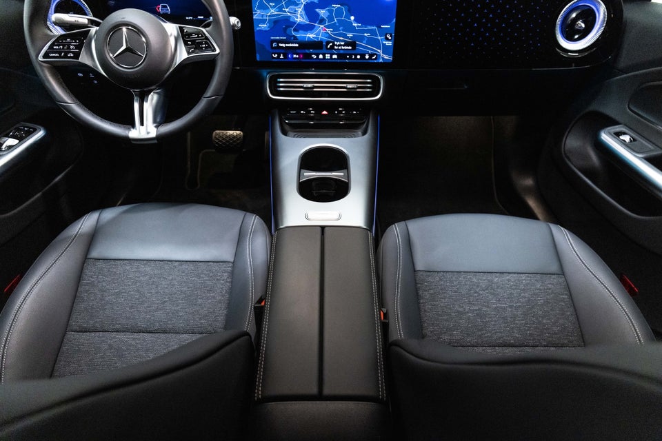 Mercedes CLA250+ electric Progressive Advance Plus 4d