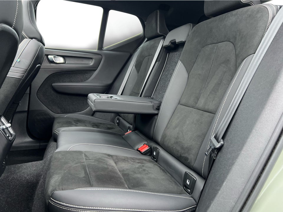 Volvo XC40 ReCharge Twin Ultimate 5d