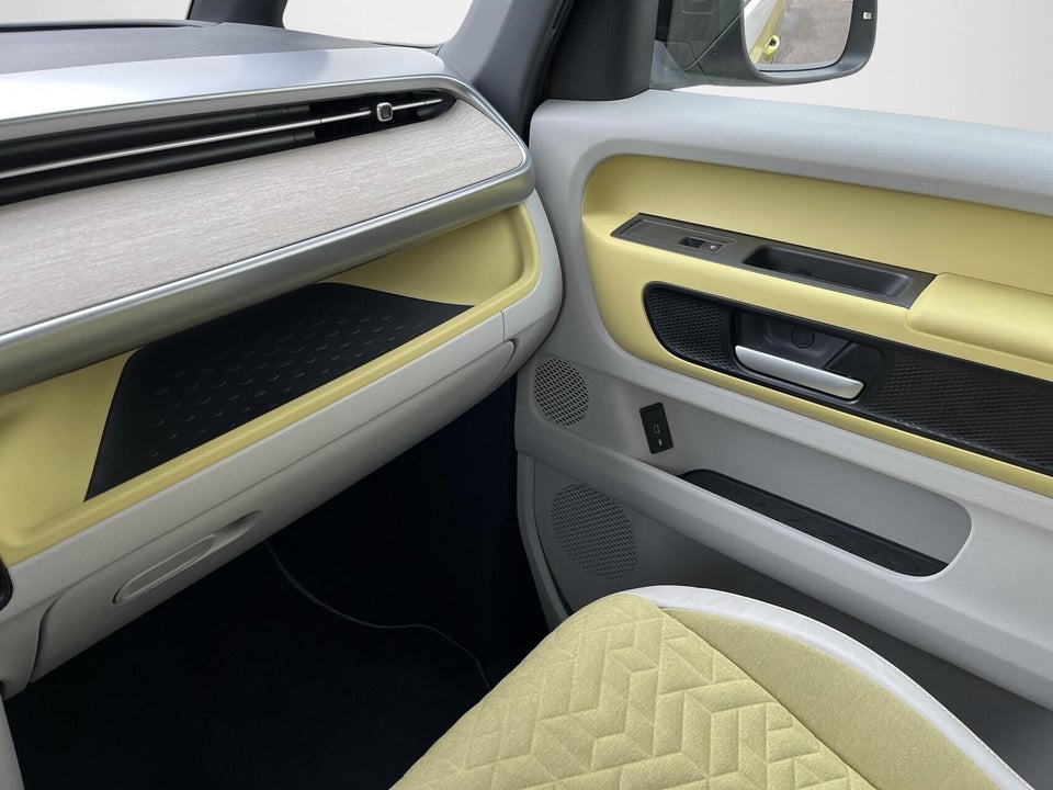 VW ID.Buzz 77 Pro SWB 5d