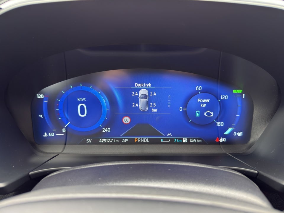 Ford Kuga 2,5 PHEV ST-Line X CVT 5d