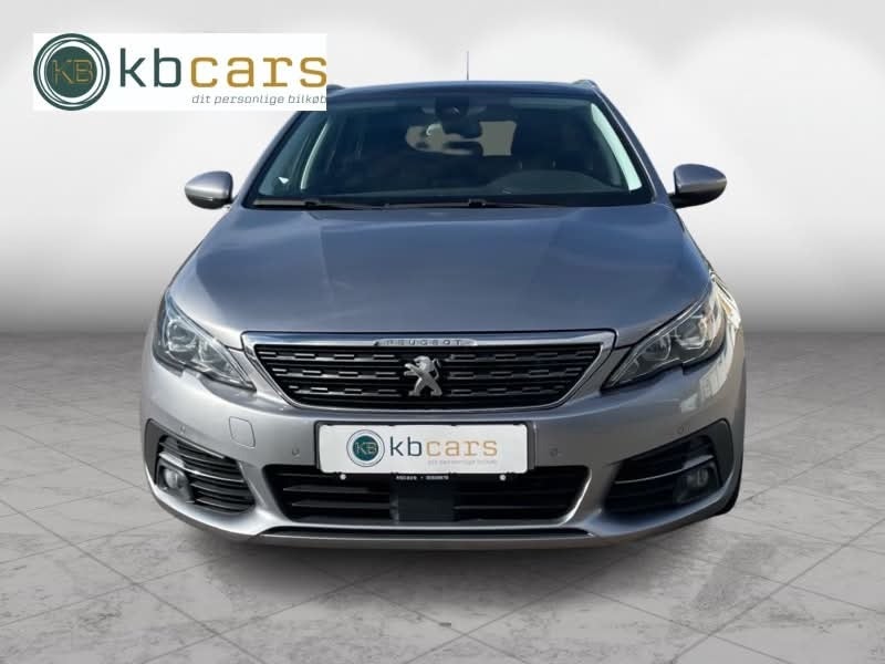 Peugeot 308 1,2 PureTech 130 Selection Sky SW 5d