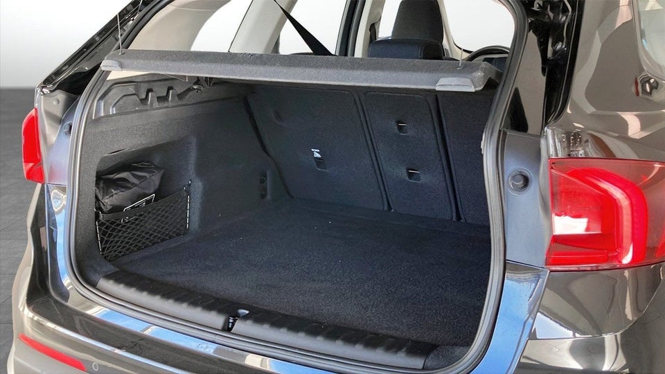 BMW iX1 xDrive30 5d