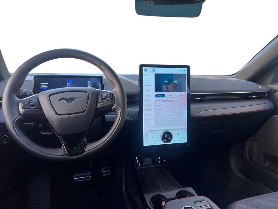 Ford Mustang Mach-E 73 Premium Standard Range AWD 5d