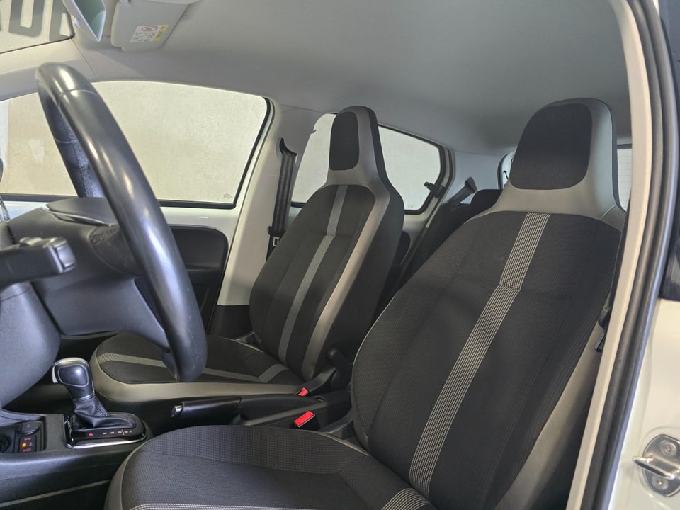 VW e-Up! High Up! 5d