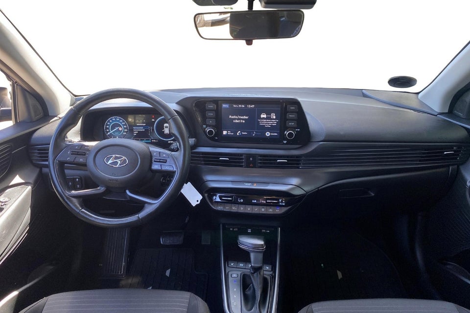 Hyundai i20 1,0 T-GDi Essential DCT 5d