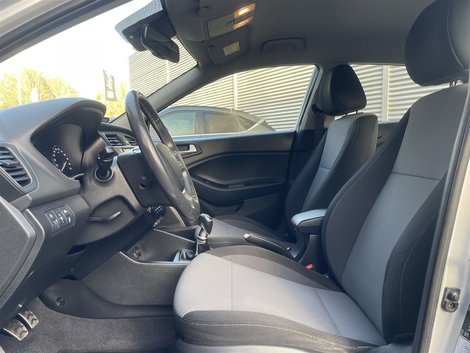 Hyundai i20 Active Cross 1,0 T-GDi Premium 5d