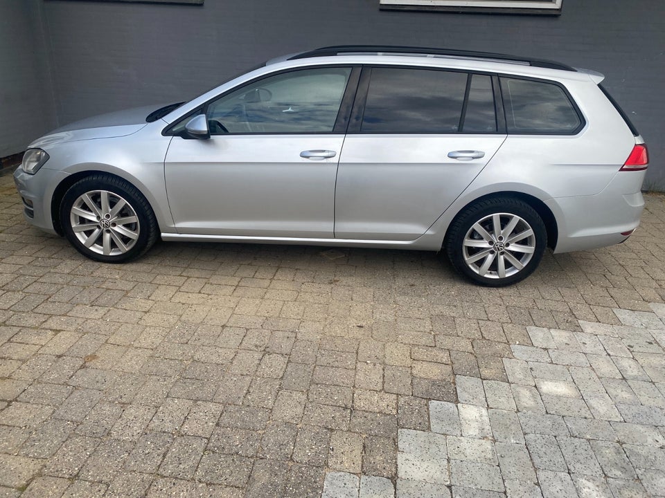 VW Golf VII 1,4 TSi 122 Highline Variant DSG BMT 5d