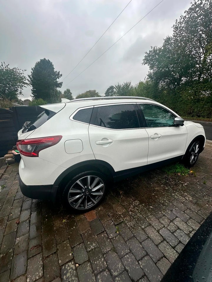 Nissan Qashqai 1,3 Dig-T 160 Tekna+ 5d