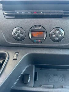 Renault Master IV T35 2,3 dCi 150 Alukasse m/lift