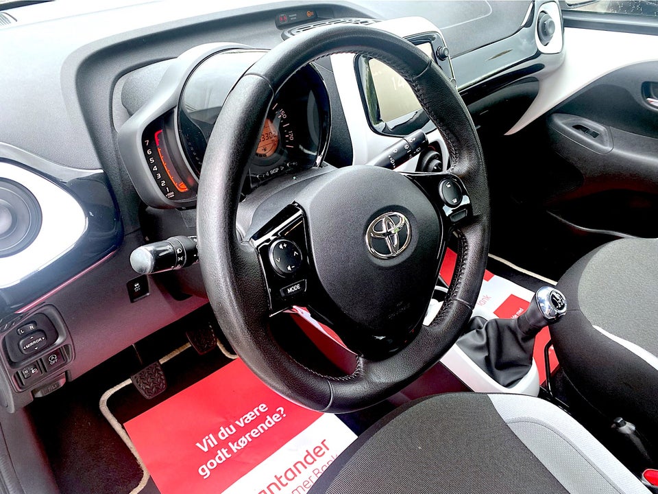 Toyota Aygo 1,0 VVT-i x-pure 5d