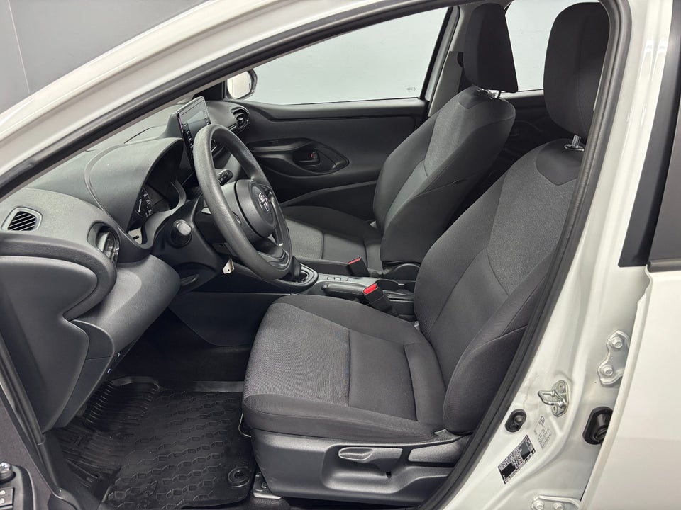 Toyota Yaris 1,0 Essential Comfort 5d