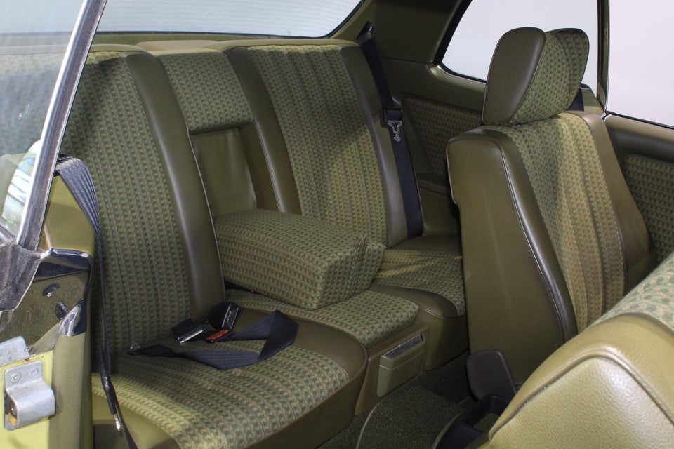 Mercedes 230 C 2,3 Coupé 2d